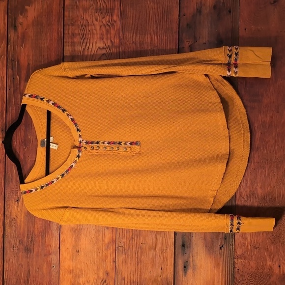 We The Free | Free People Mustard Knit Long Sleeve Crew Neck Buttons Size M - Picture 1 of 8